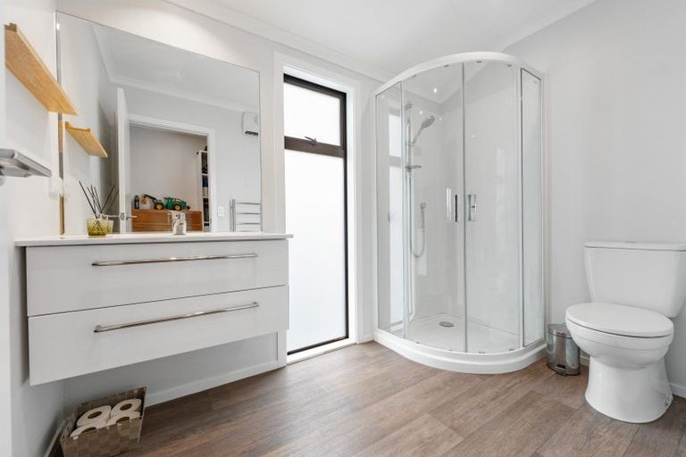 Photo of property in 6 Poplar Grove, Feilding, 4702