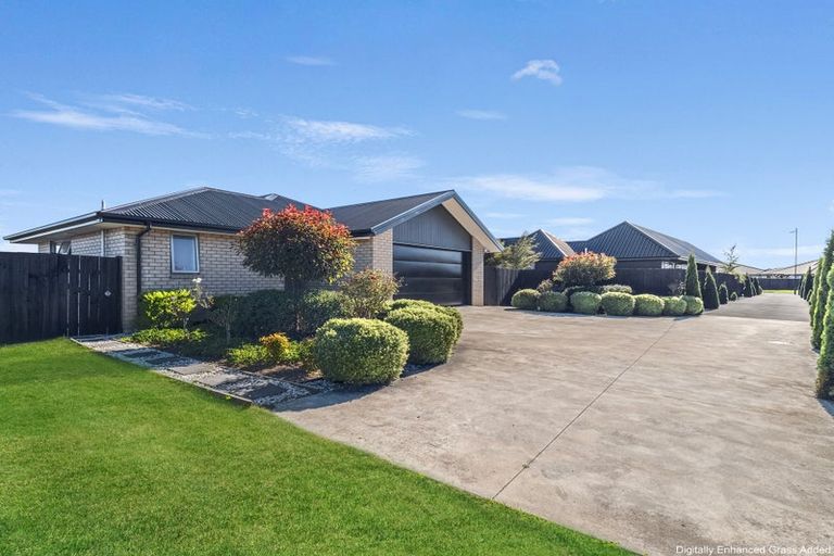 Photo of property in 15 Lucca Crescent, Rolleston, 7615