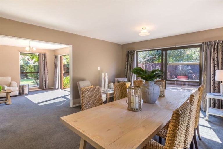 Photo of property in 14 Tyndale Place, Ilam, Christchurch, 8041