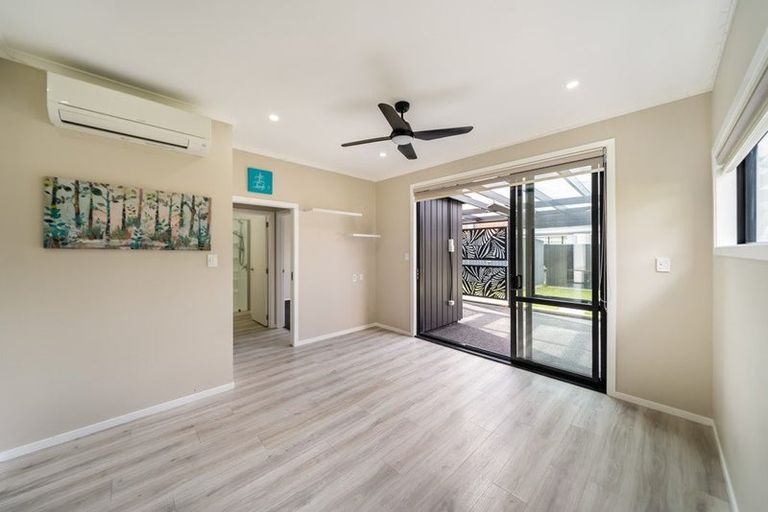 Photo of property in 11 Josland Lane, Wallaceville, Upper Hutt, 5018