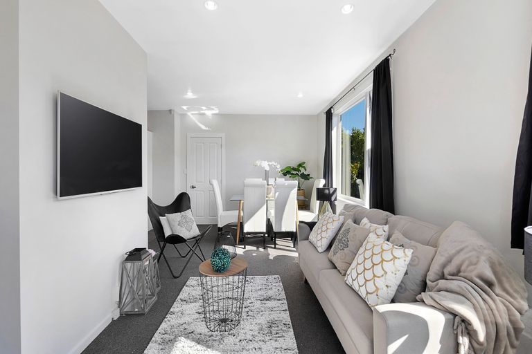 Photo of property in 1/103 Prestons Road, Redwood, Christchurch, 8051