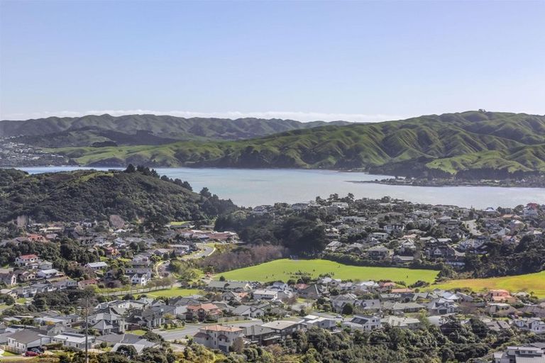 Photo of property in 31 Pacific View, Whitby, Porirua, 5024