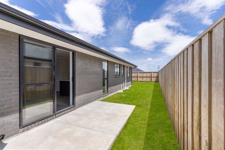 Photo of property in 86 Broadway Parade, Rolleston, 7615