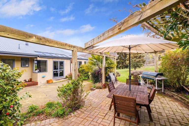 Photo of property in 6 Hazlett Street, Clyde, 9330