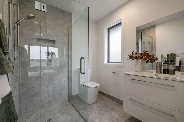 Photo of property in 21 Latha Grove, Woodville, 4999