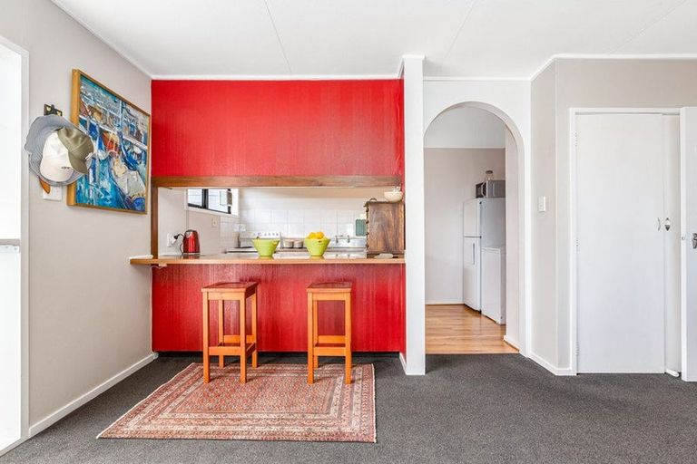 Photo of property in 226 Dowse Drive, Maungaraki, Lower Hutt, 5010