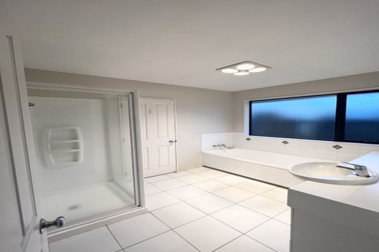 Photo of property in 531a Harewood Road, Harewood, Christchurch, 8051