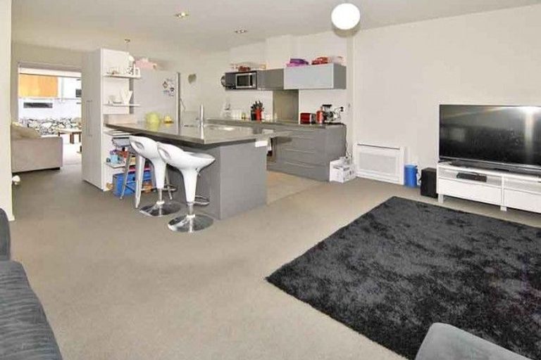 Photo of property in 22/2 Onslow Road, Khandallah, Wellington, 6035