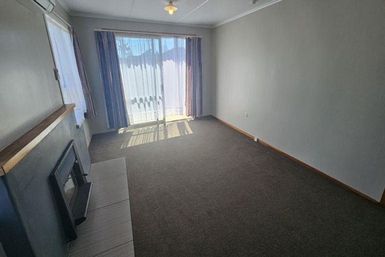 Photo of property in 59 Mouatt Street, Waitara, 4320