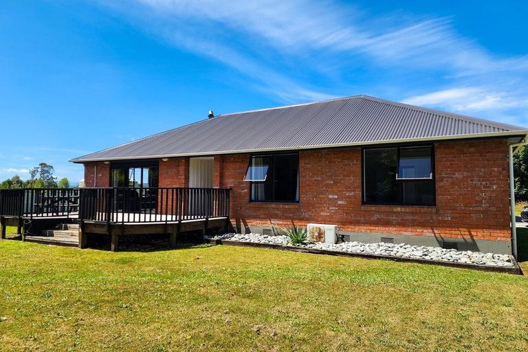 Photo of property in 174 Taramakau Highway, Kumara Junction, Kumara, 7875