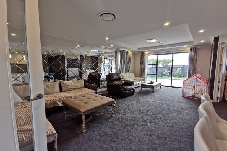 Photo of property in 12 Edwin Ebbett Place, Wigram, Christchurch, 8025