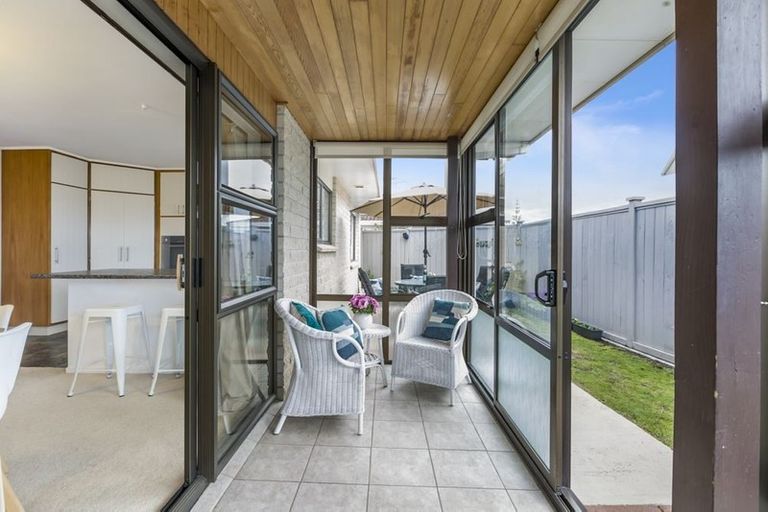 Photo of property in 1/218 Centreway Road, Orewa, 0931