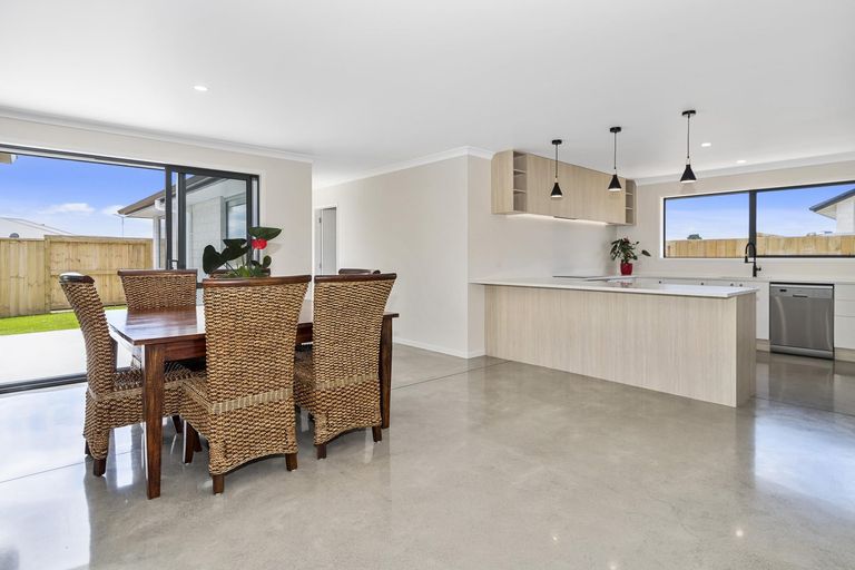 Photo of property in 3 Omapere Lane, Pyes Pa, Tauranga, 3112
