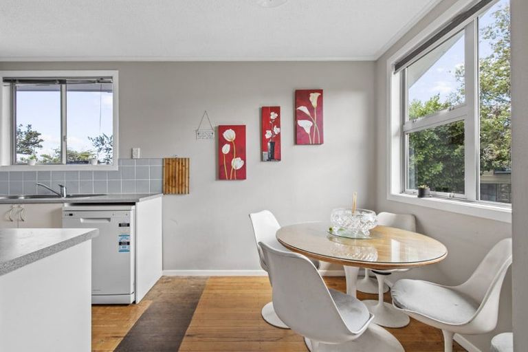 Photo of property in 24 Susan Place, Deanwell, Hamilton, 3206