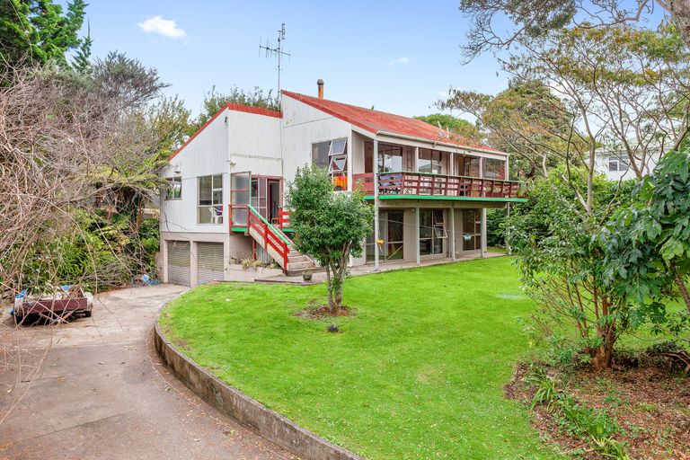 Photo of property in 1 Whakaari Road, Waiotahe, Opotiki, 3198