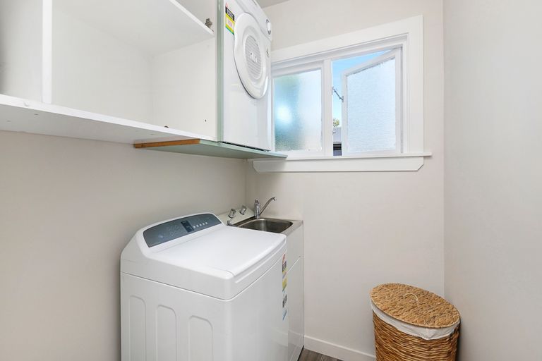 Photo of property in 1/103 Prestons Road, Redwood, Christchurch, 8051