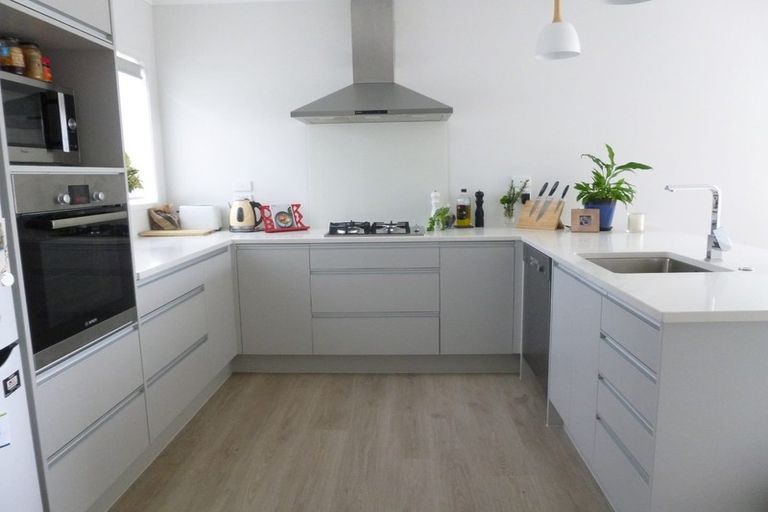 Photo of property in 1 Springside Court, Huntington, Hamilton, 3210