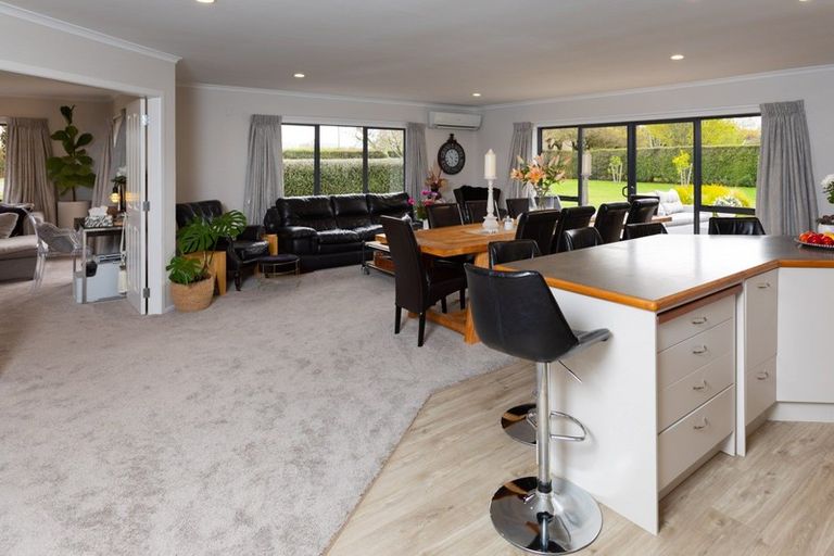 Photo of property in 91 Wells Place, Cambridge, 3493