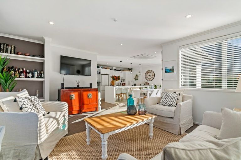 Photo of property in 2 Alluvial Court, Arthurs Point, Queenstown, 9371