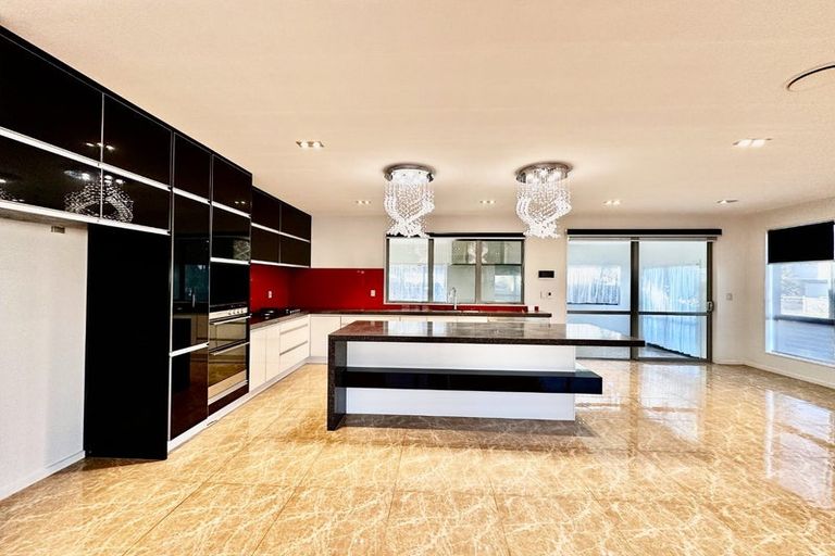 Photo of property in 33 Rohi Place, Flat Bush, Auckland, 2019