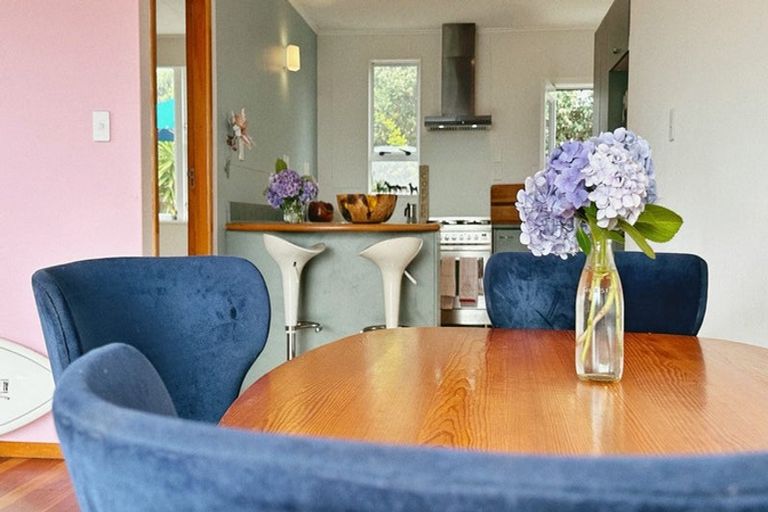 Photo of property in 31 Rodney Avenue, Te Horo Beach, Otaki, 5581