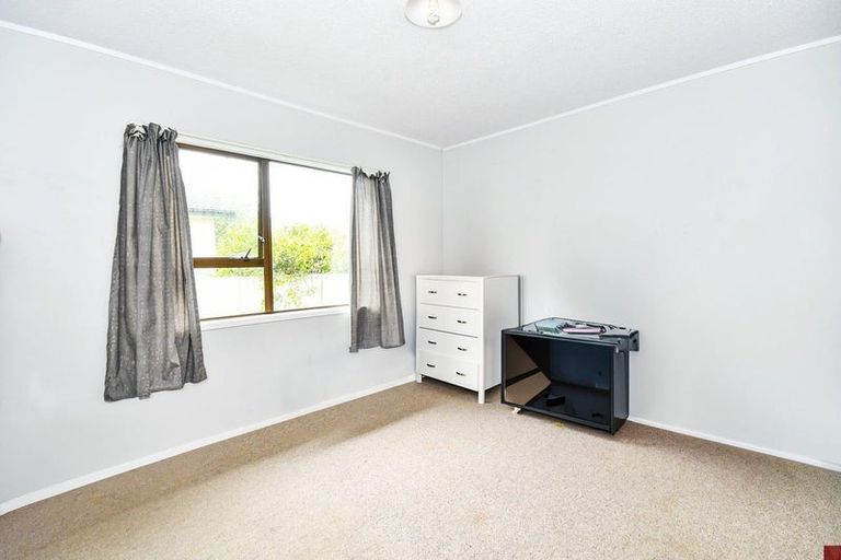 Photo of property in 1/24 Burundi Avenue, Clendon Park, Auckland, 2103