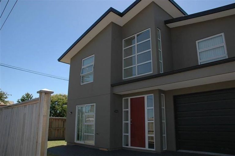 Photo of property in 87 Purchas Street, Edgeware, Christchurch, 8013