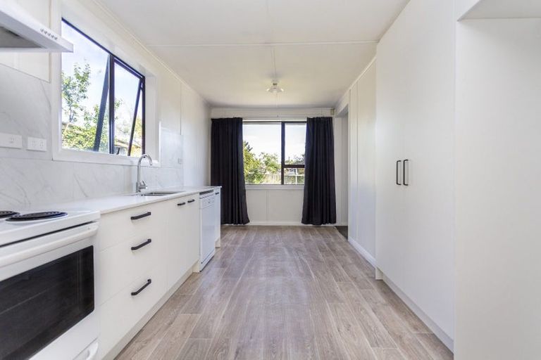 Photo of property in 14 De Havilland Street, Hornby, Christchurch, 8042