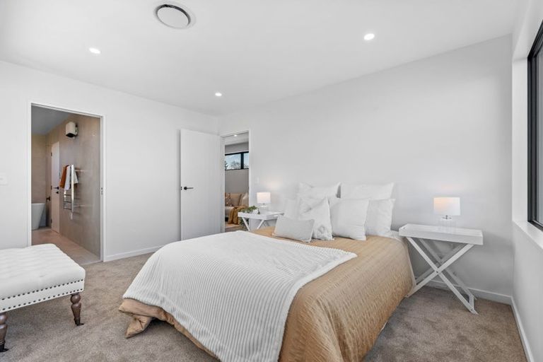 Photo of property in 112a Paparoa Street, Papanui, Christchurch, 8053