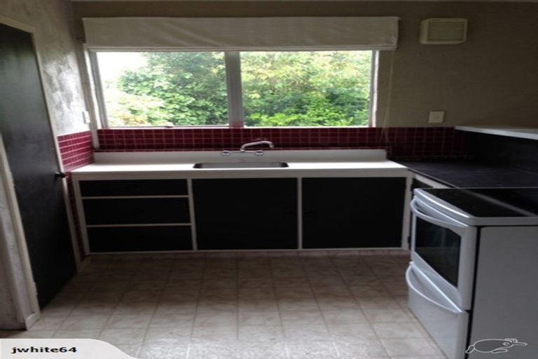 Photo of property in 42 Southsea Crescent, Silverdale, Hamilton, 3216