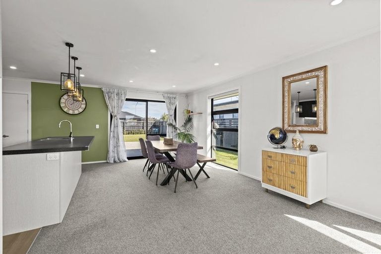 Photo of property in 5 Gallantry Lane, Halswell, Christchurch, 8025