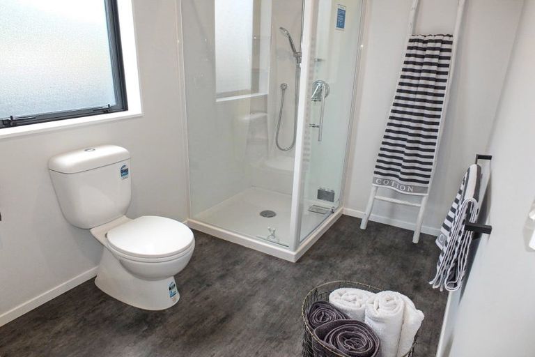 Photo of property in 1a Warren Street, Foxton Beach, 4815