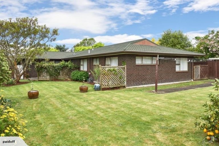 Photo of property in 22 Hind Place, Hokowhitu, Palmerston North, 4410