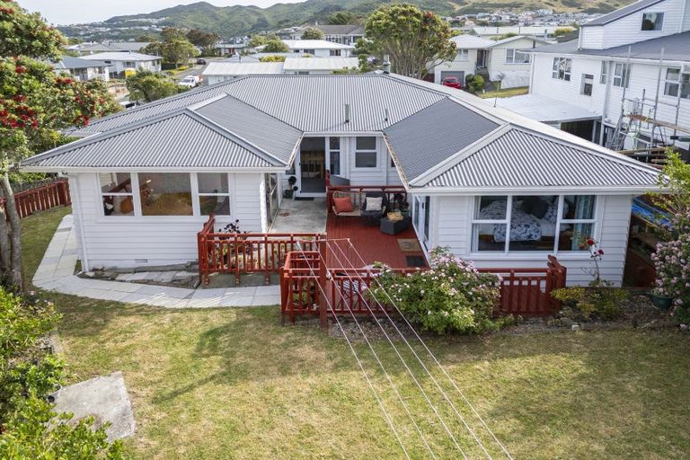 Photo of property in 10 Erris Street, Johnsonville, Wellington, 6037