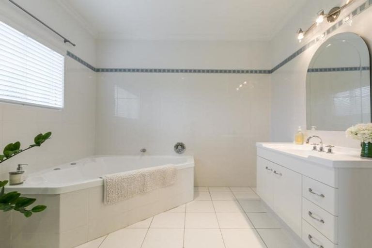 Photo of property in 130 Margaret Avenue, Havelock North, 4130