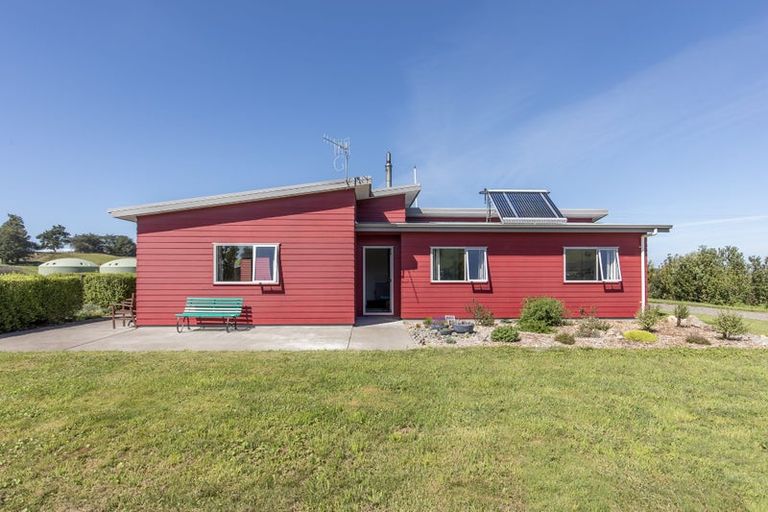 Photo of property in 416 Te Kura Road, Otane, 4277