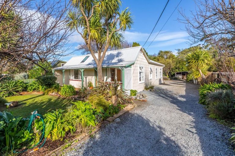 Photo of property in 138 Fitzherbert Street, Featherston, 5710