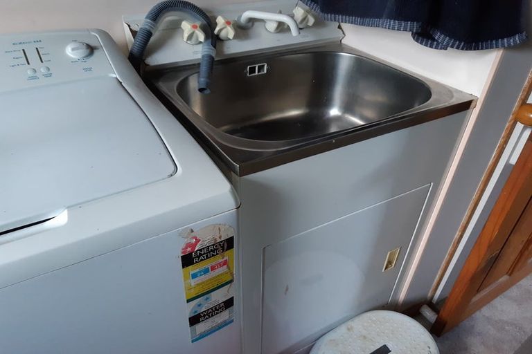 Photo of property in 66 Western Hills Drive, Kensington, Whangarei, 0112