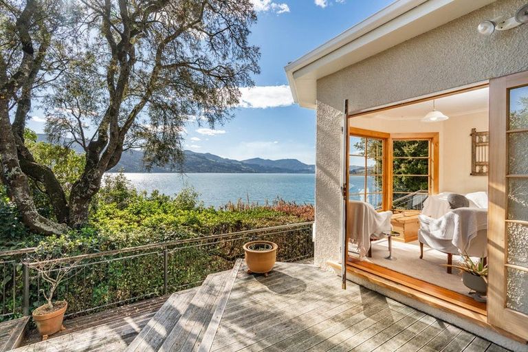 Photo of property in 1 Howard Street, Macandrew Bay, Dunedin, 9014