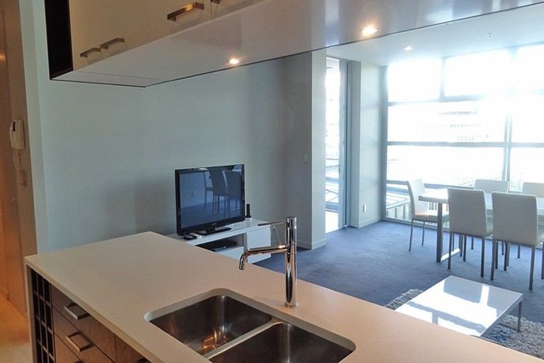 Photo of property in The Quay, 1001/332 Lambton Quay, Wellington Central, Wellington, 6011