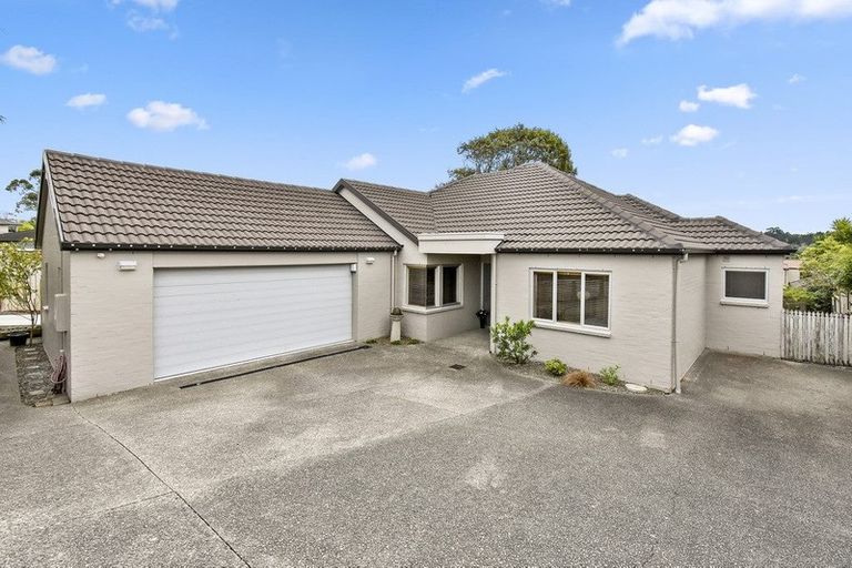 Photo of property in 256 Hill Road, The Gardens, Auckland, 2105