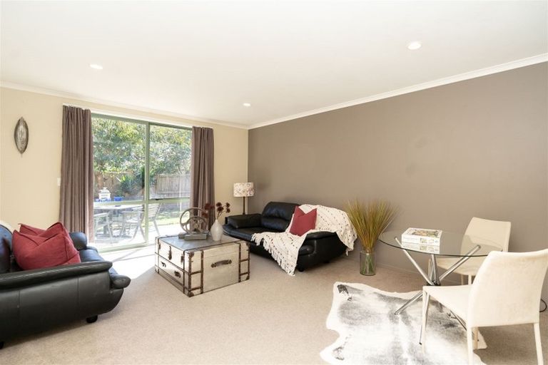 Photo of property in 11 Mckenzie Place, Rototuna North, Hamilton, 3210