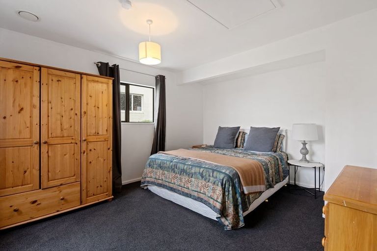 Photo of property in 21 Tweed Street, Kinmont Park, Mosgiel, 9024