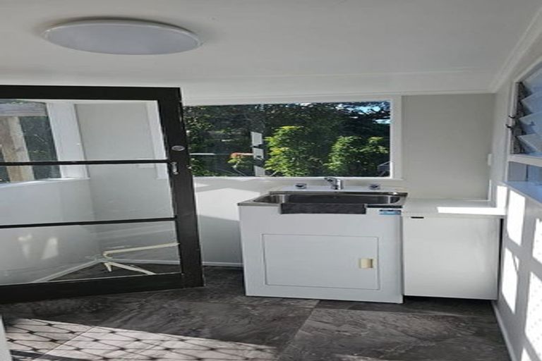 Photo of property in 147 Rangatira Road, Beach Haven, Auckland, 0626