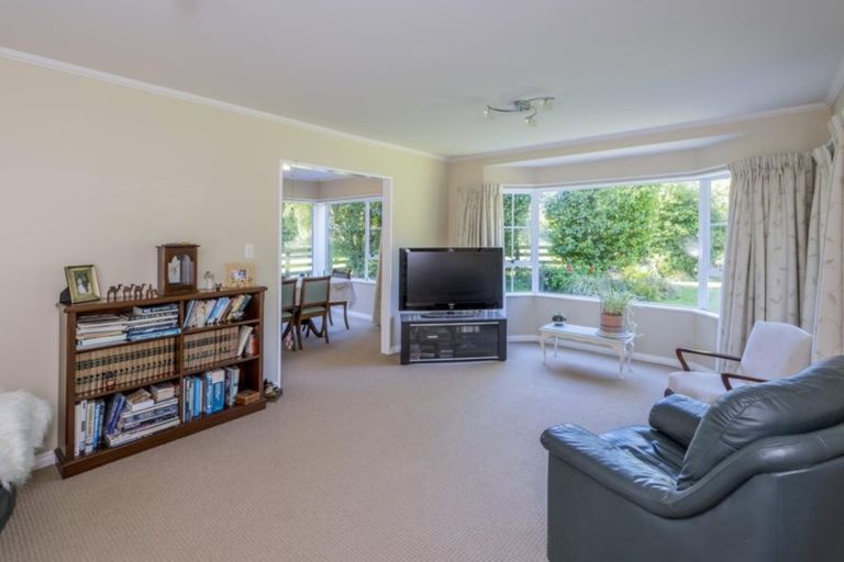 Photo of property in 15 Greenwood Boulevard, Otaki, 5512