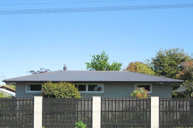 Photo of property in 215 Grimseys Road, Redwood, Christchurch, 8051