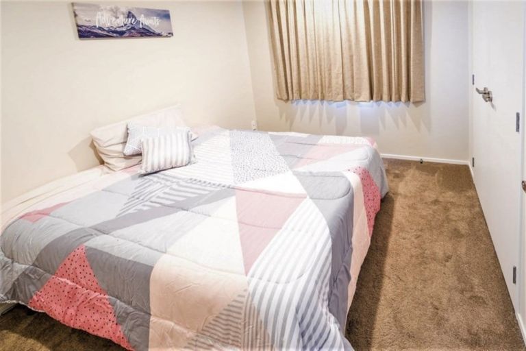Photo of property in 10 Veneta Close, Flat Bush, Auckland, 2019