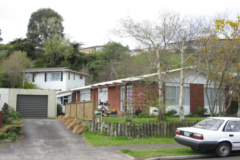 Photo of property in 13 Heaphy Street, Westown, New Plymouth, 4310