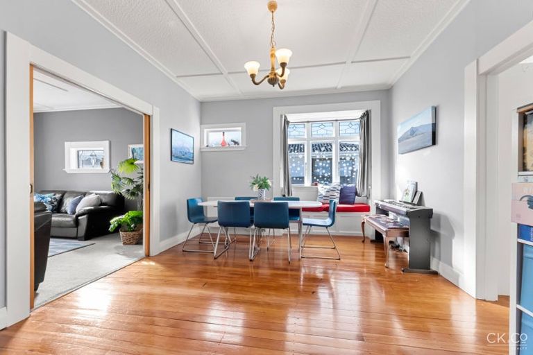 Photo of property in 14 Trafalgar Street, Waiwhetu, Lower Hutt, 5010