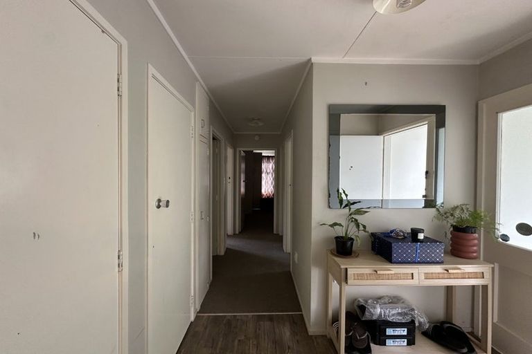 Photo of property in 44 Gilbert Road, Otara, Auckland, 2023